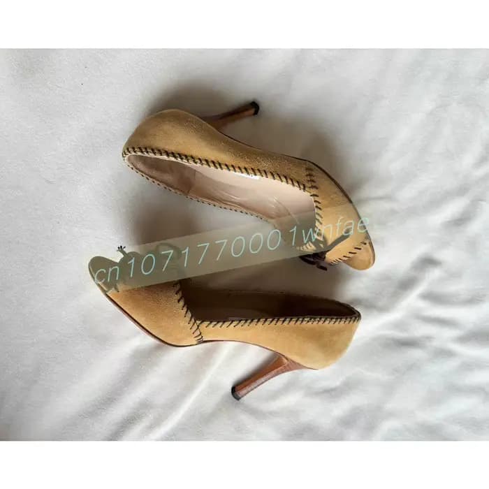 Escarpins à talon aiguille en daim camel pour femme