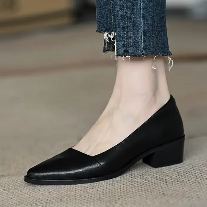 Escarpins pointus à talons mi-hauts pour femmes