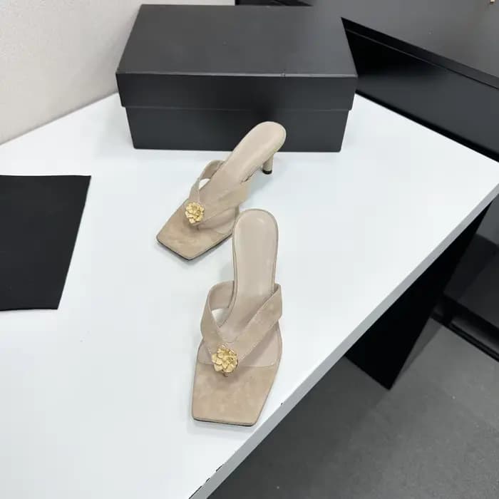 Sandales élégantes à talon moyen pour femme, motif fleur de camélia, bout carré, à clipser, en cuir/daim/imprimé crocodile, mules à talon pour l'été
