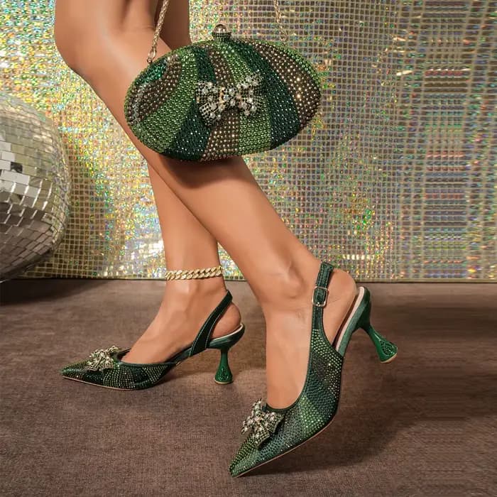 Élégance festive Venus Chan : talons éblouissants et pochette chic Combinaison parfaite de chaussures et de sacs
