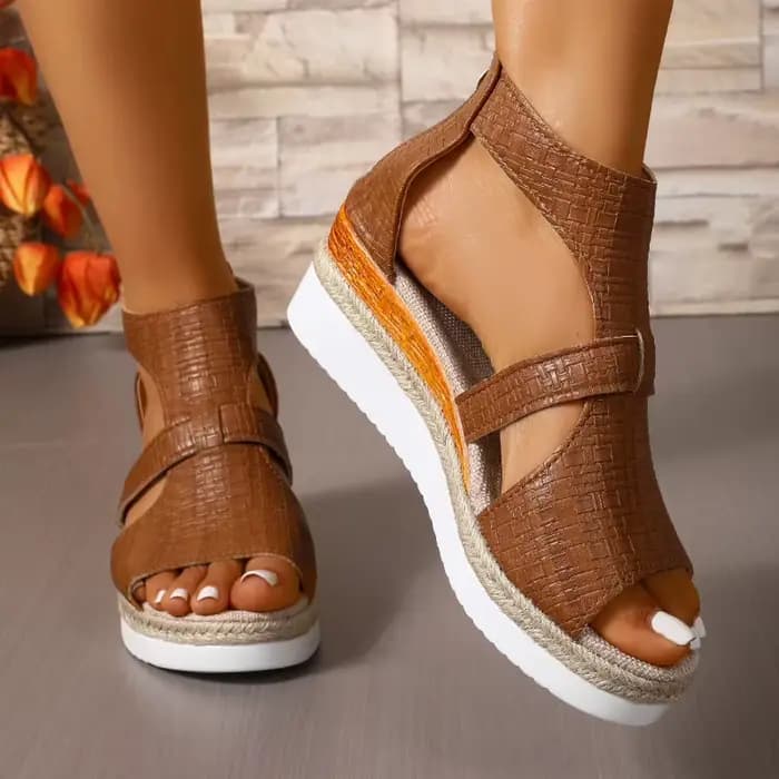 Sandales compensées ouvertes pour femme
