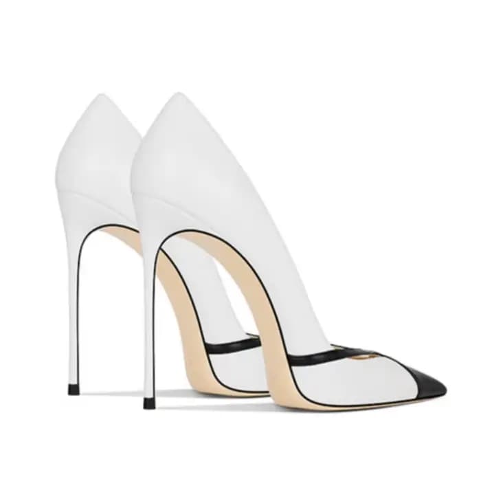 Escarpins à talons hauts en cuir blanc mat