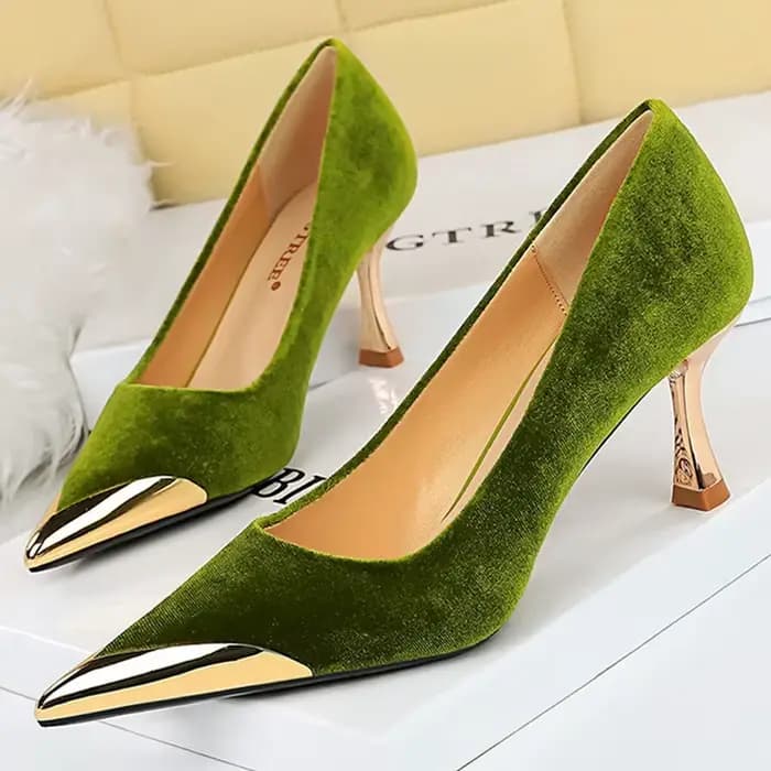 Escarpins pour femmes en daim de luxe, grande taille 43, talons de 7 cm, à bout pointu métallique, talons chaton, chaussures de soirée sexy et tendance