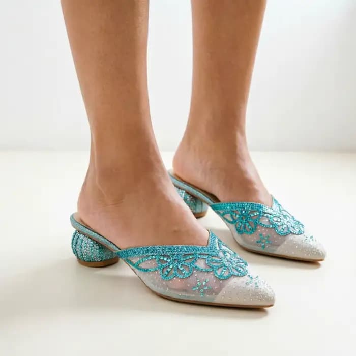 Sandales souples italiennes pour femmes, jolies mules en maille brodée bleues pour toutes les occasions, chaussures confortables pour femmes, style très vendu