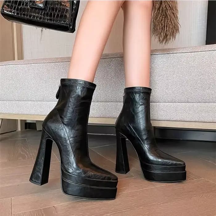 Super haut talon femmes automne et hiver nouveau bout pointu bloc