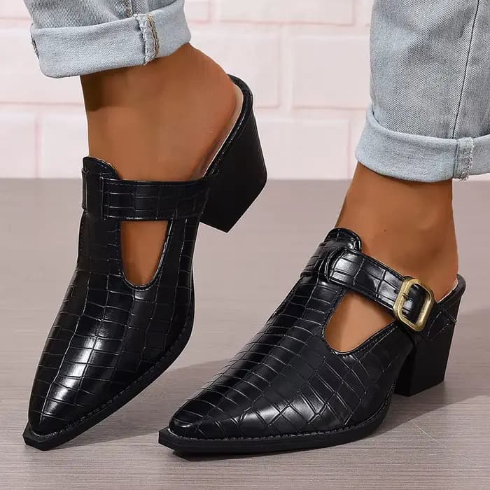 Chaussures de créateur à bout pointu pour femmes