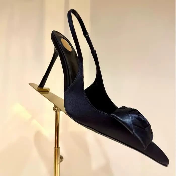 Nouvelles sandales à talons aiguilles pointues et fleuries pour femme