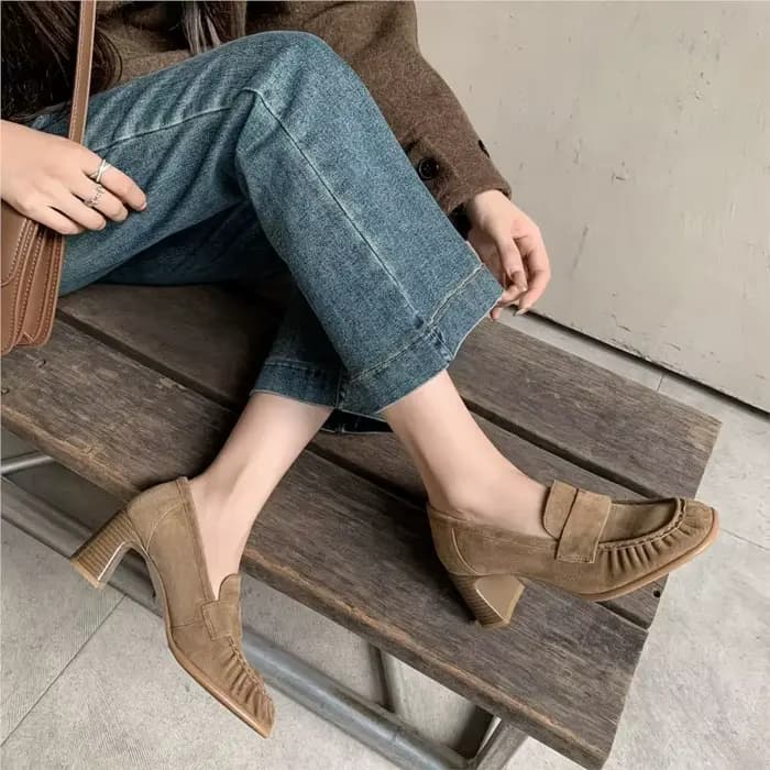 Dilalula 2026 mocassins à talons hauts en daim de vache naturel pour femmes chaussures à enfiler plissées pour femme