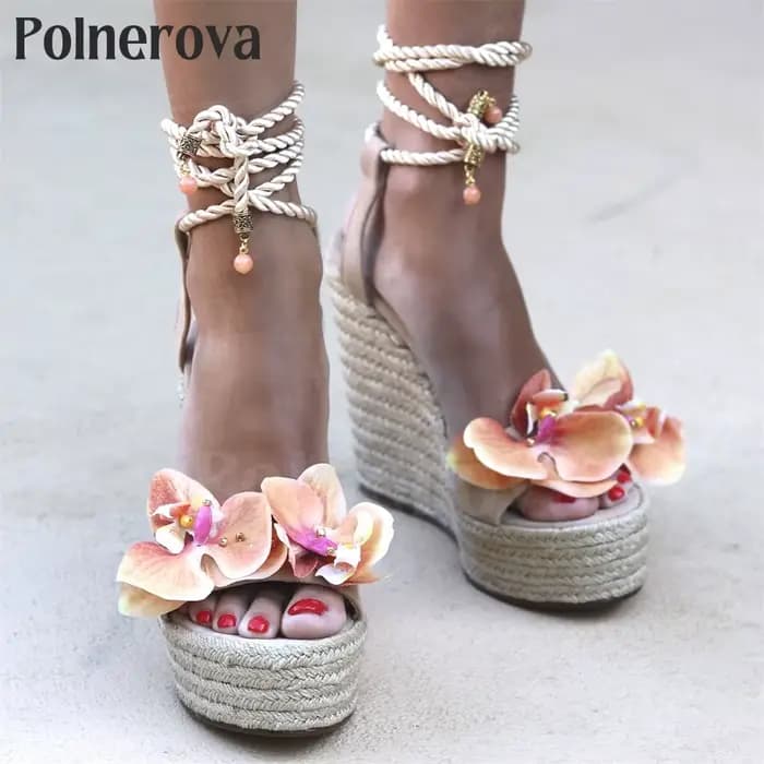 Espadrilles à fleurs pour femmes, sandales à l'offre elles compensées, pour la plage et les vacances
