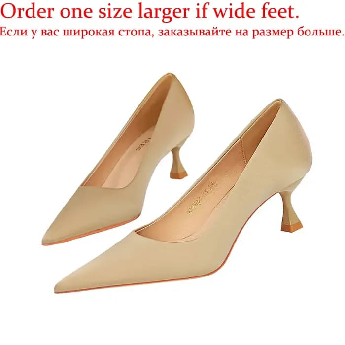 Chaussures à talons mi-hauts tendance pour femmes