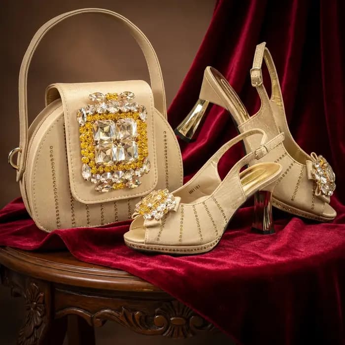 Nouvel ensemble 2026 de sandales à talons hauts marron ornées de strass et de sac pour femme – Élégantes chaussures