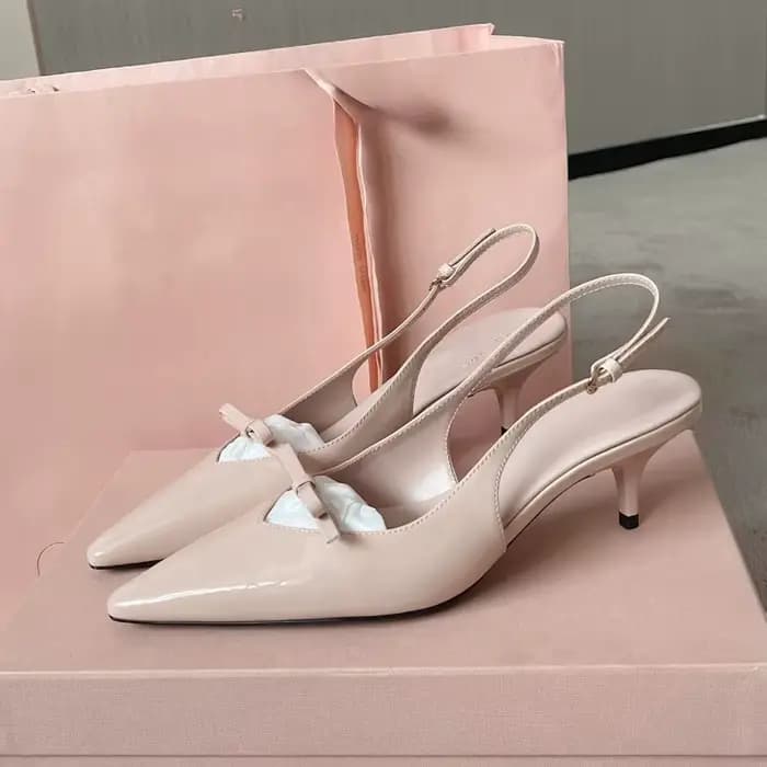 Sandales haut de gamme à nœuds pour femmes 2026 – Nouveaux talons hauts en cuir souple à bout pointu style français