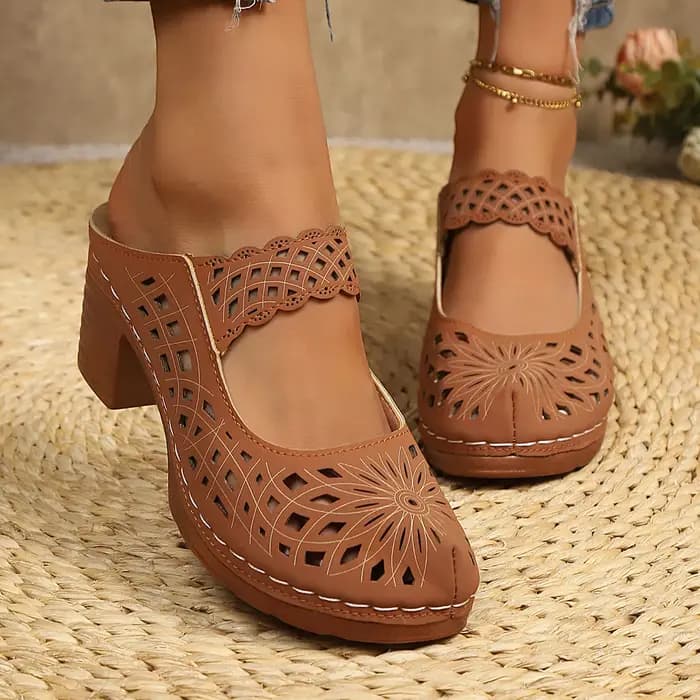 Talon bas compensés pour femmes pantoufles pour femmes à la mode et polyvalentes talon moyen épais semelle souple creux fermé b®соножки жletiе