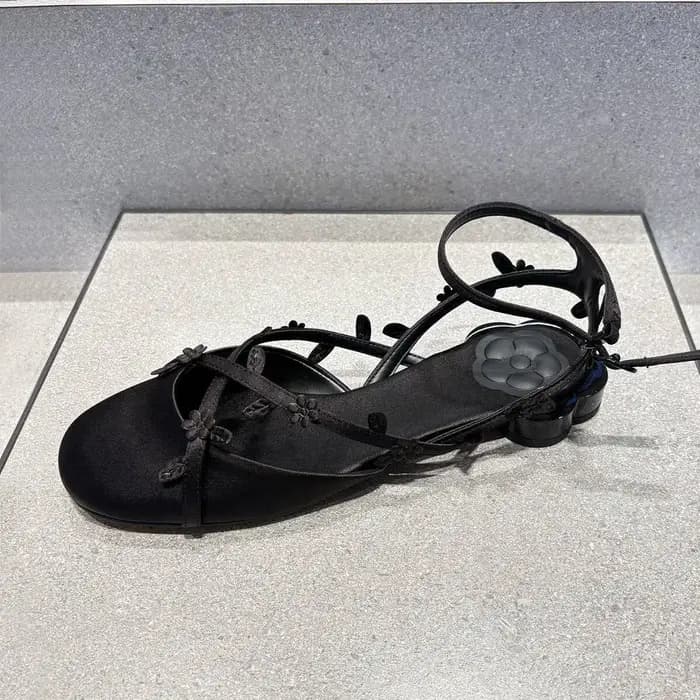 Nouvelles sandales d'été 2026 en satin frais et élégant pour femme