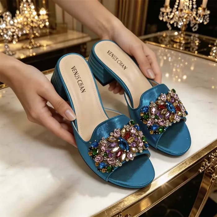 Mules bleu ciel métallisé 2026 avec strass et sac bandoulière assorti - Sandales à talon carré pour femme pour mariages et soirées