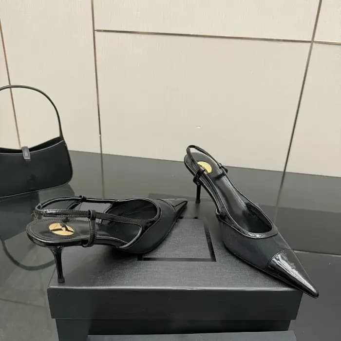 Nouvelles sandales européennes de haute couture 2026 à talons aiguilles, en tissu maillé assorti, à bout pointu, sexy et respirantes
