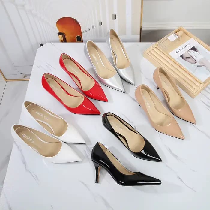 Escarpins à talons hauts pour femmes en cuir verni bout pointu mode quotidienne 7.5cm