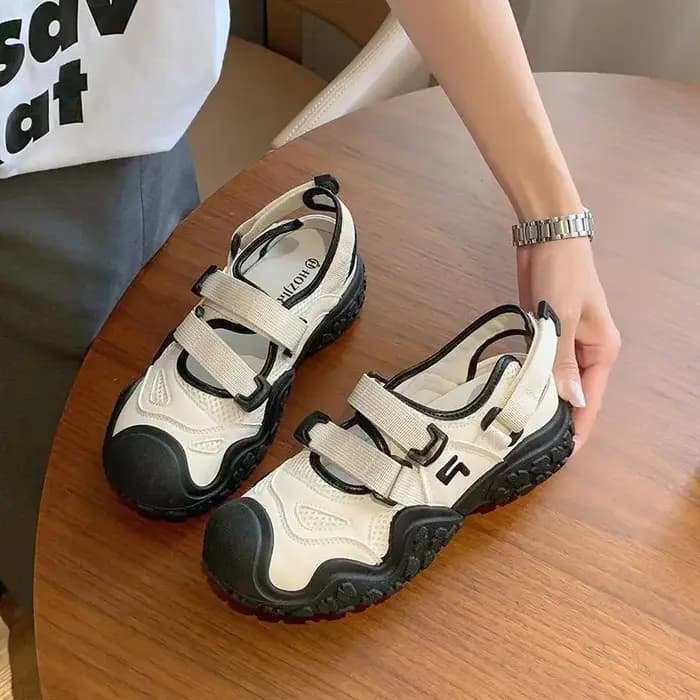 Sandales à talon épais style romain pour femmes