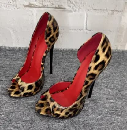 Chaussures sexy en cuir verni noir et doublure rouge de 12cm