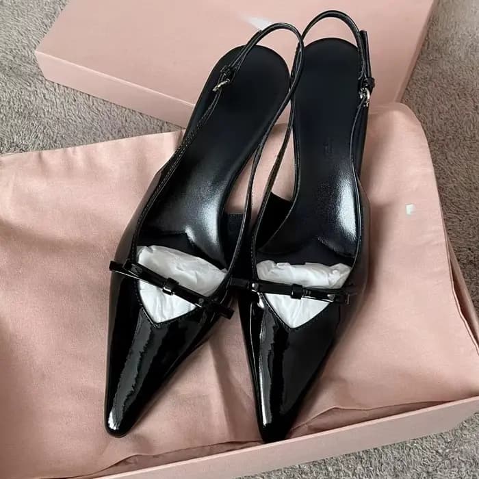 Sandales haut de gamme à nœuds pour femmes 2026 – Nouveaux talons hauts en cuir souple à bout pointu