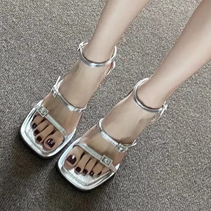 Sandales à talons hauts et bout ouvert pour femmes, nouvelles sandales décontractées pour fête de mariage, mode élégante, argentées, polyvalentes, été 2025