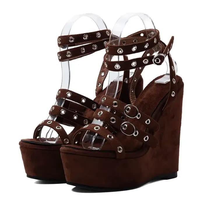 Sandales compensées à plateforme en daim marron avec boucle, à bout ouvert, à lanières cheville et t