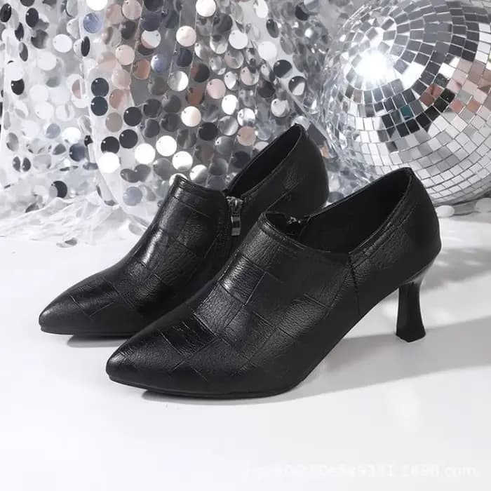Escarpins à talons hauts pour femmes en cuir PU, à bout pointu, style OL, noirs