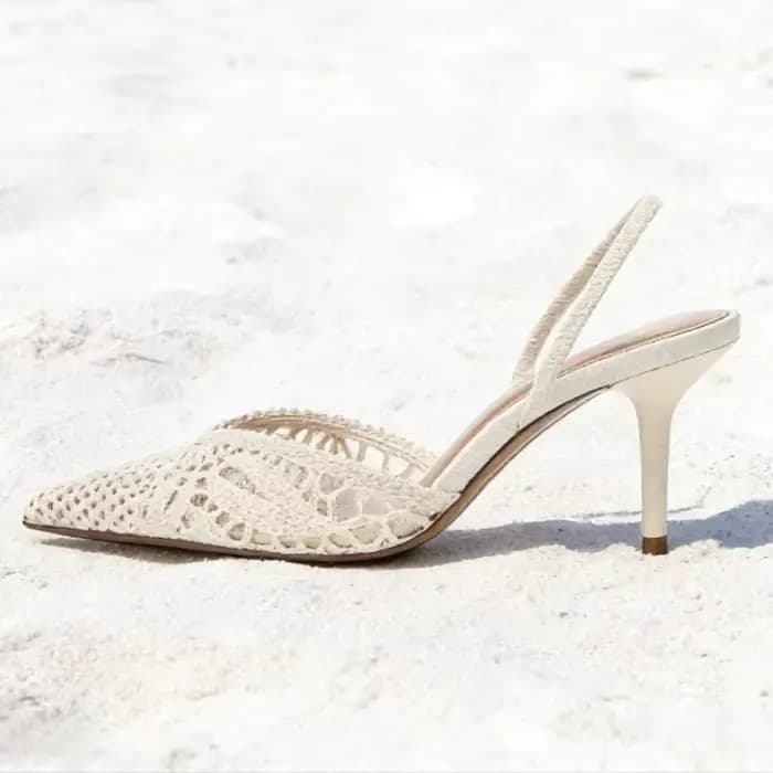 Sandales de marque en maille ajourée beige pour femme
