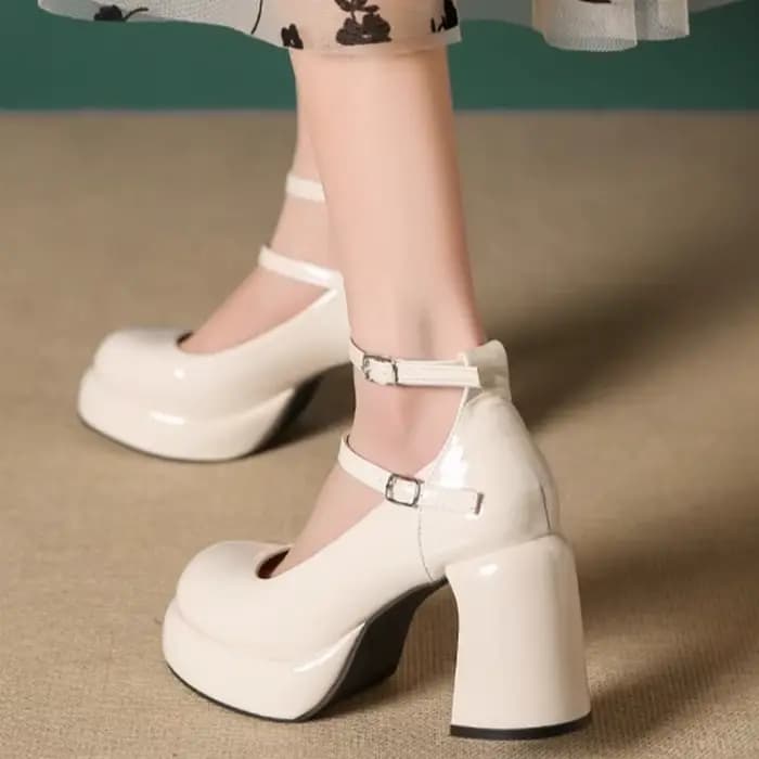 Nouvelles Chaussures à Talons Hauts Automne 2026 pour Femme en Cuir Verni à Bout Rond, Modèle Mary Jane Polyvalent à Bride Unique