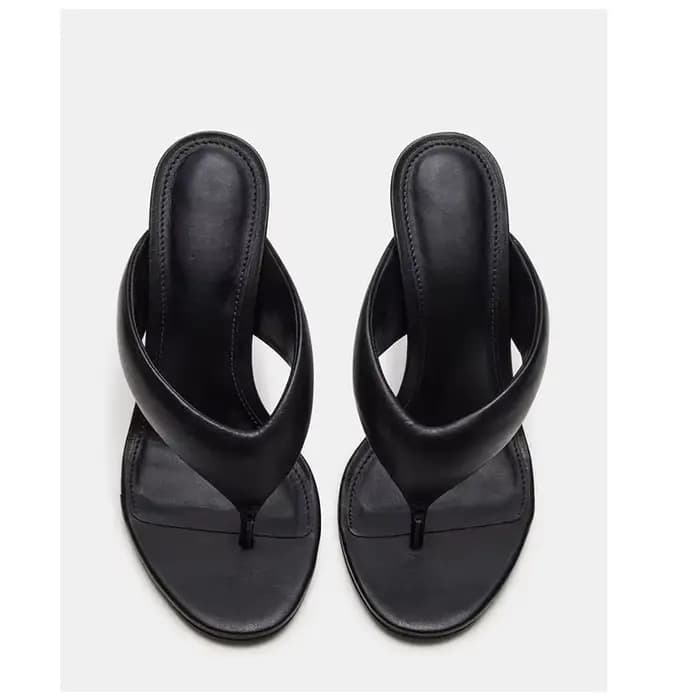 Chaussures à talons hauts noires pour femmes