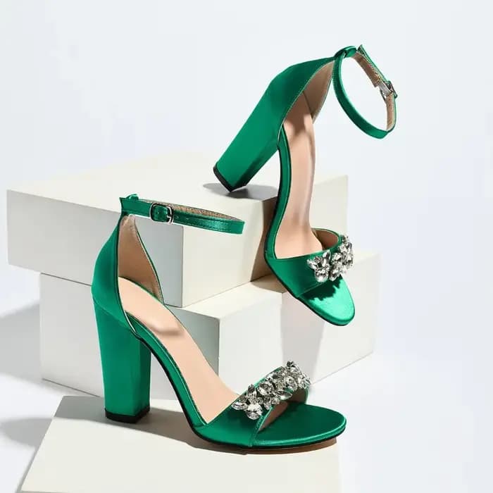 Sandales de luxe à talons hauts pour femmes, ornées de strass, en satin, chaussures de créateur, à bout ouvert, avec boucle à la cheville, ajourées, élégantes pour banquets et soirées