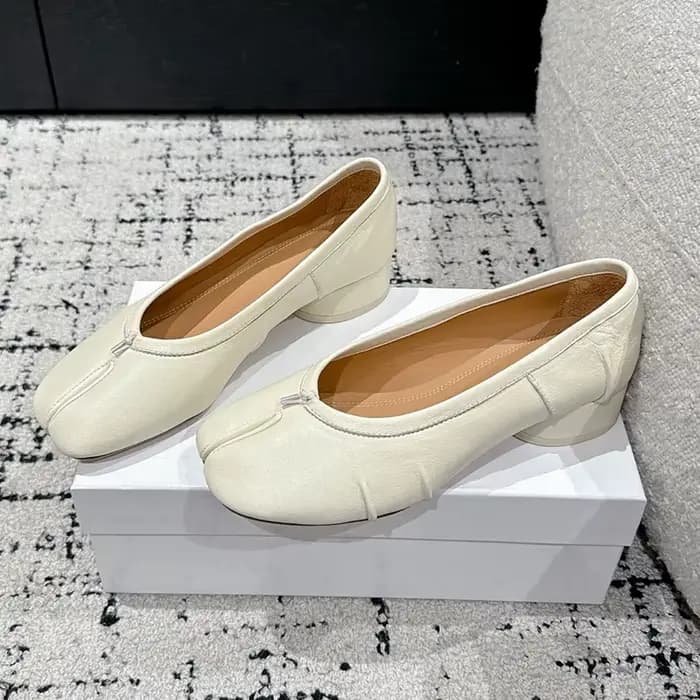 Chaussures fabriquées à la main en cuir véritable 2025 nouveau Style femmes talons hauts ballerines