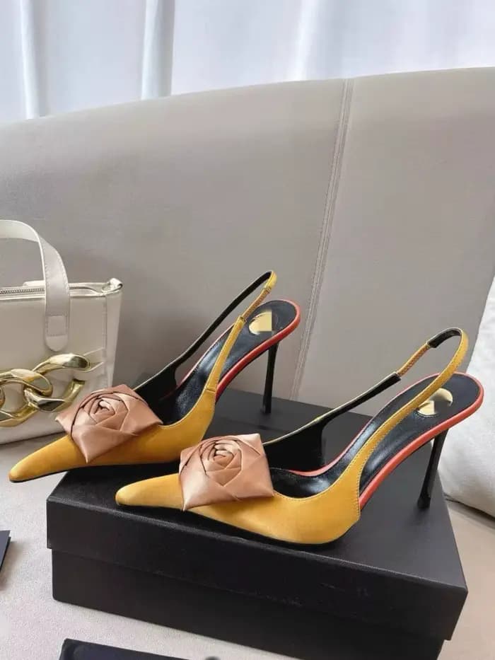 Sandales à bout pointu pour femmes