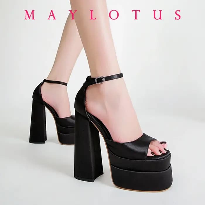 2026 Stain Pump Femmes Mode européenne et américaine Stiletto Plate-forme imperméable en cuir Peep-toe Tête ronde Boucle Sandales