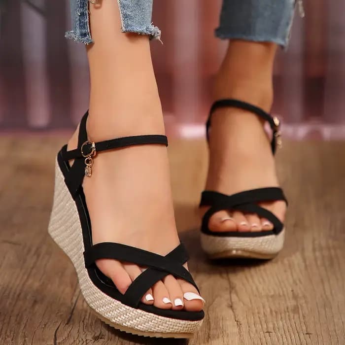 Nouvelles sandales de mode d'été, plate-forme imperméable à talons compensés, sandales romaines à semelles épaisses, chaussures pour femmes de grande taille