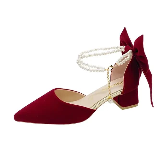 Escarpins de luxe en daim rouge bordeaux à chaîne de perles pour femme, été 2026, élégants, avec nœud en velours rouge, chaussures de soirée, chaussures de mariage chinoises