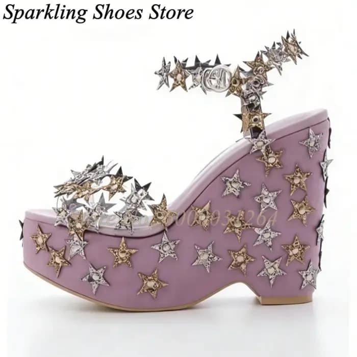 Sandales à talons épais avec étoiles roses scintillantes