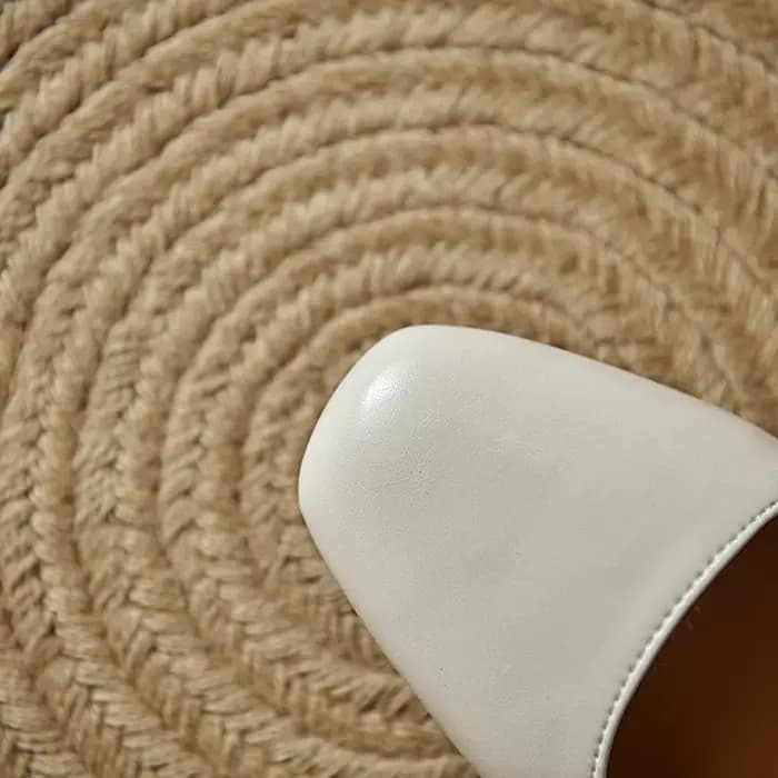 Escarpins élégants noirs et beiges pour femmes