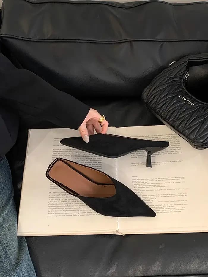 Bout pointu femmes pantoufles talons hauts robe De luxe Mules chaussures mode Sexy pompes 2025 été élégant concepteur Zapatos De Mujer