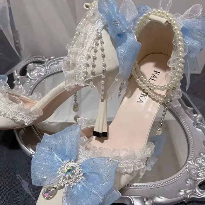 Chaussures à talons élégantes blanches et bleues pour femme