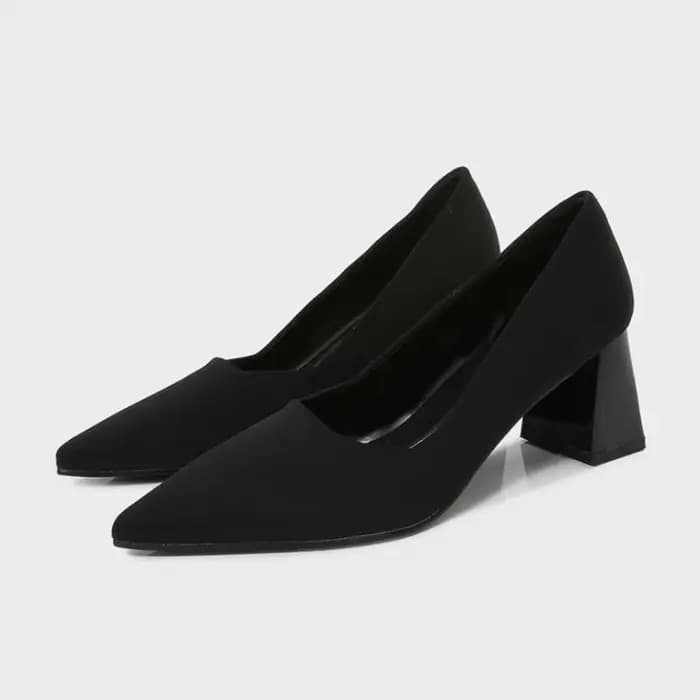 Escarpins de luxe en daim noir à talons épais pour femmes