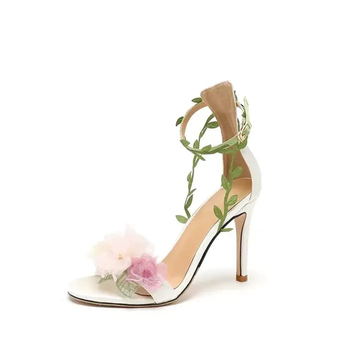 2025 été nouveau bout ouvert talon mince rose fleur fée style boucle avec talons hauts chaussures de mariage sandales pour femmes